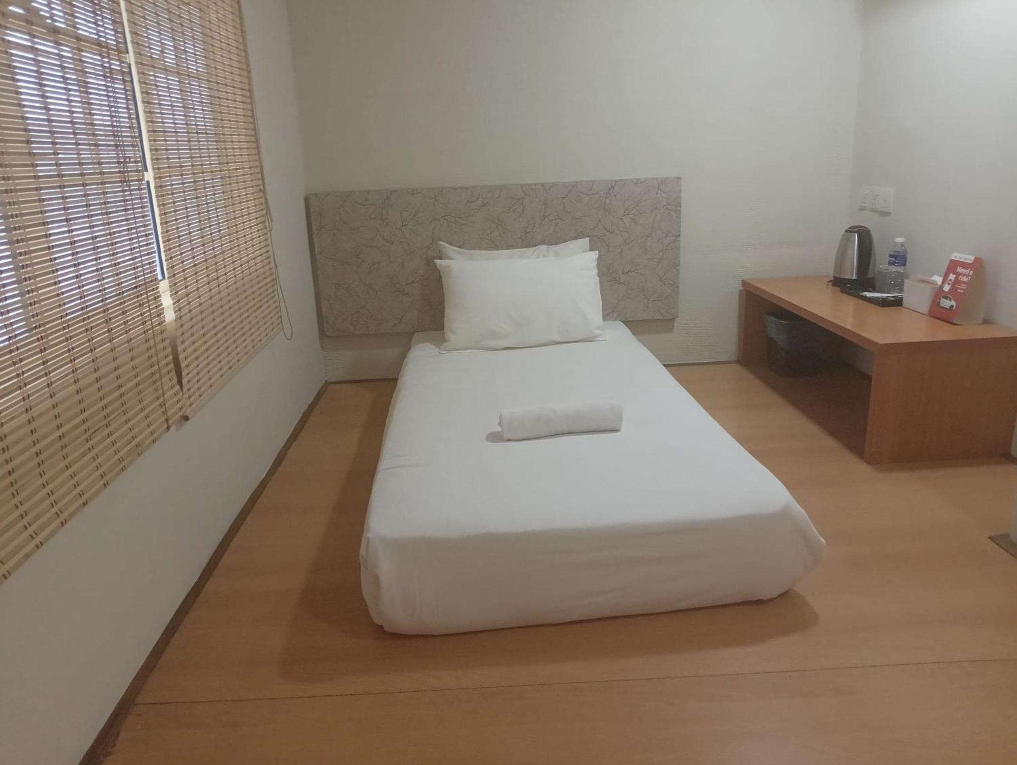 Swing & Pillows - Pj Ss2 Petaling Jaya Exterior photo